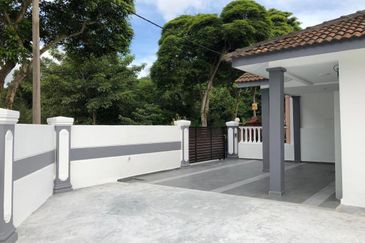 Taman Putri Kulai Corner