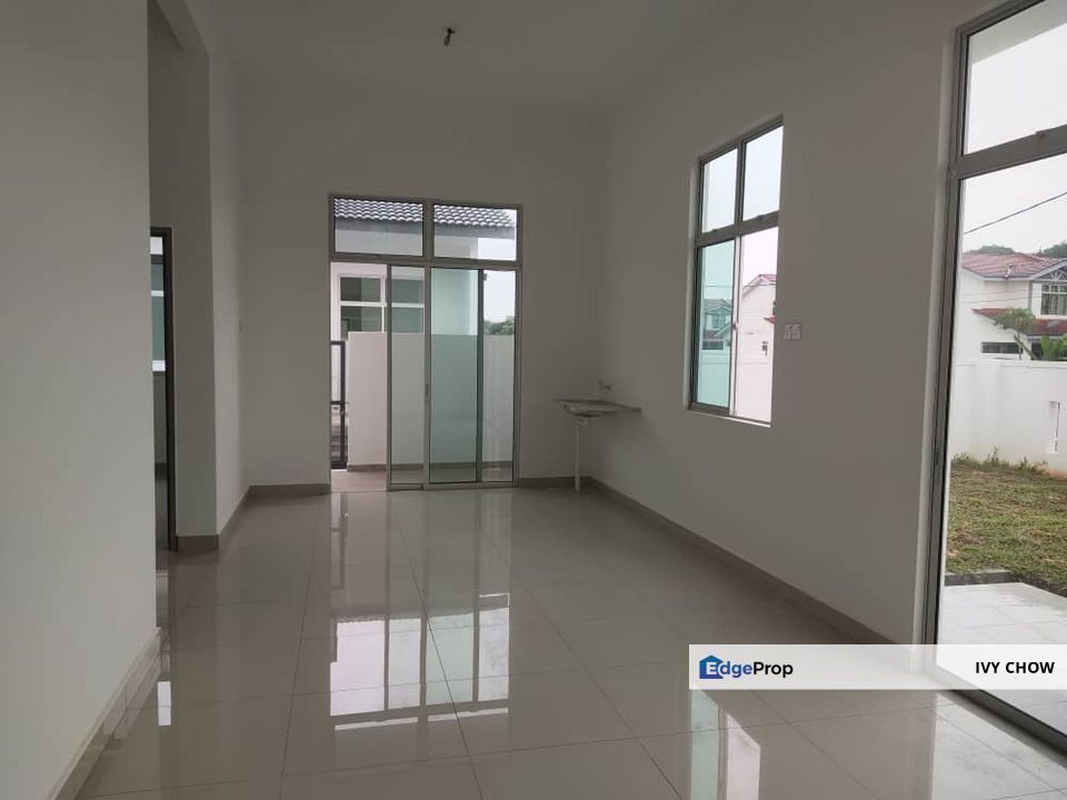 Full Loan Taman Saujana Corner lot, Johor, Kluang