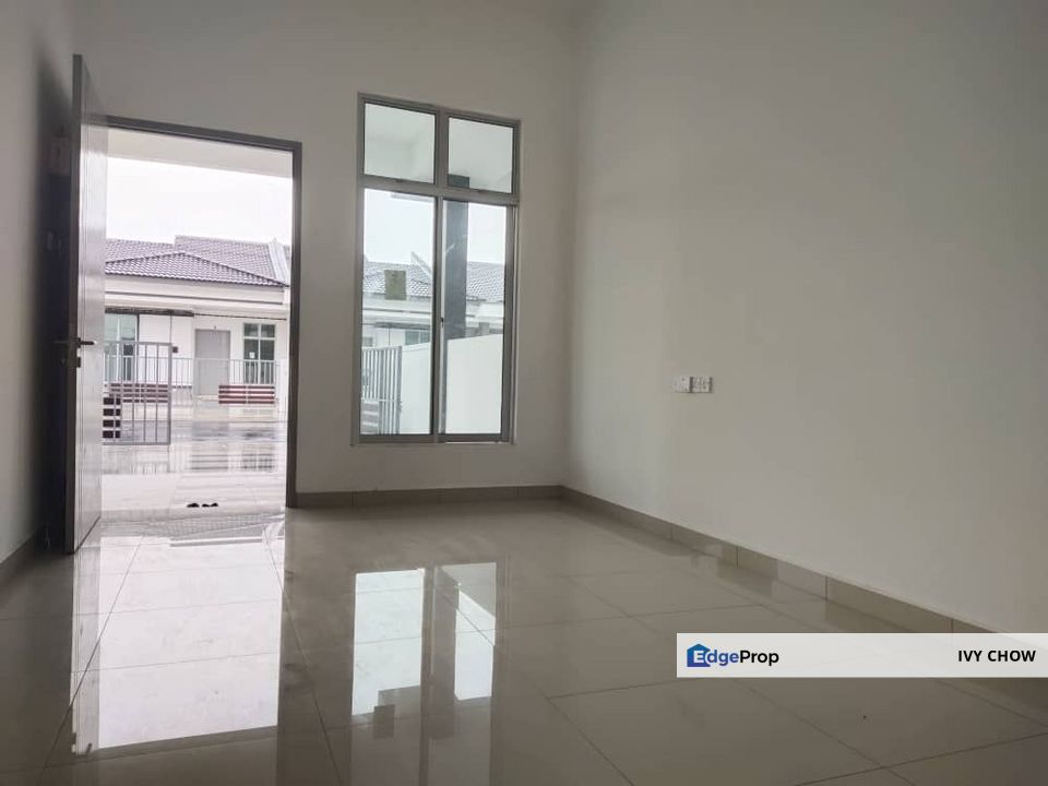 Full Loan Taman Saujana Corner lot, Johor, Kluang