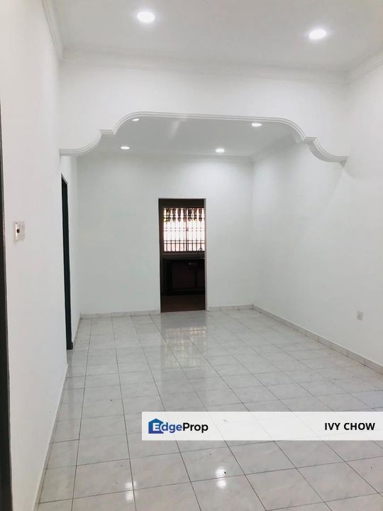 Taman Sri Kluang Corner lot, Johor, Kluang