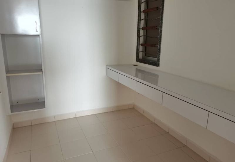 Villa Krystal, Bandar Selesa Jaya