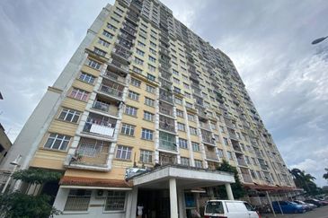 Villa Krystal, Bandar Selesa Jaya