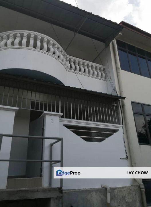 Taman Bukit Kempas Double Storey Terrace House, Johor, Johor Bahru