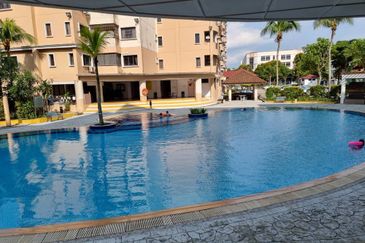 Permas Fair View Apartment 