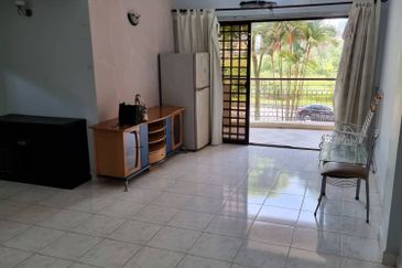 Permas Fair View Apartment 