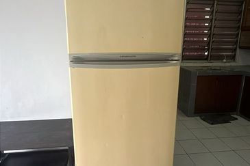 Dwi Mahkota Condominium