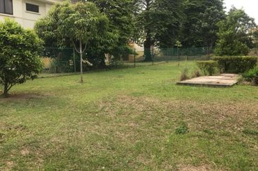 Tanjung Puteri Resort