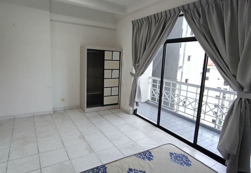 Mewah View Luxurious Apartments