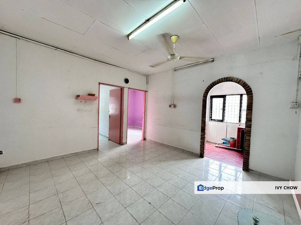 Full loan Selesa Jaya Flat , Johor, Skudai