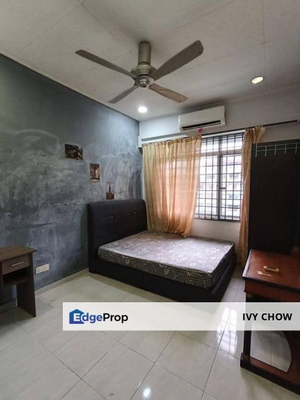 Room for rent Sri Akasia , Johor, Tampoi