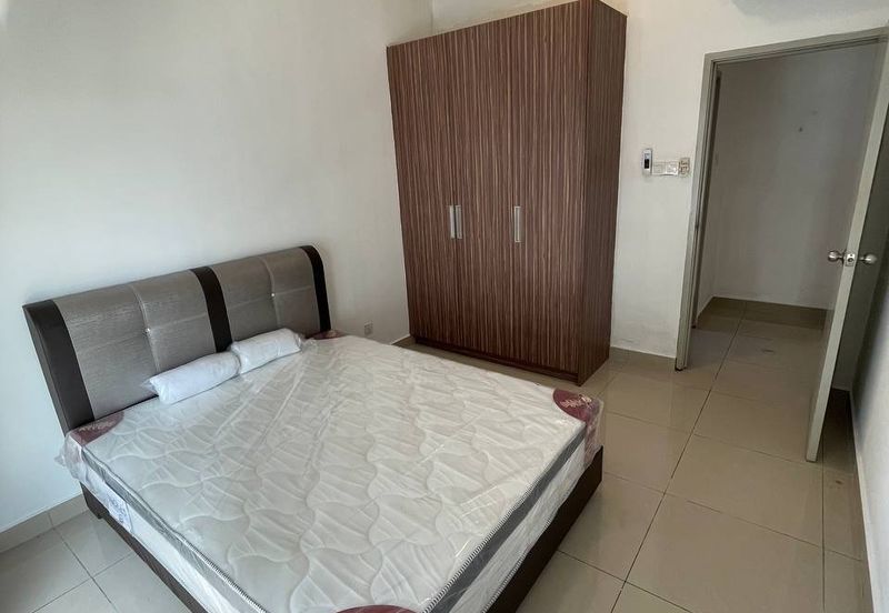 Seasons Luxury Apartments @ Amara Larkin