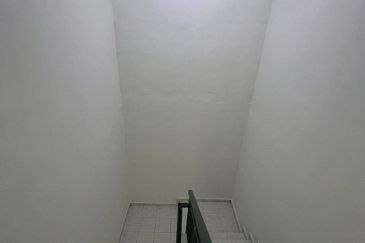 Summer Park Townhouse (Pangsapuri Alam Jaya), Bandar Baru Seri Alam