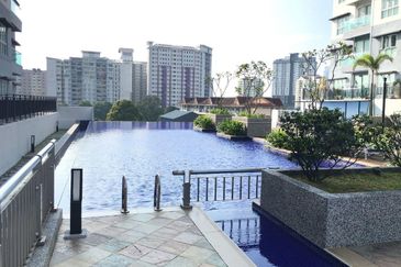 Seasons Luxury Apartments @ Amara Larkin