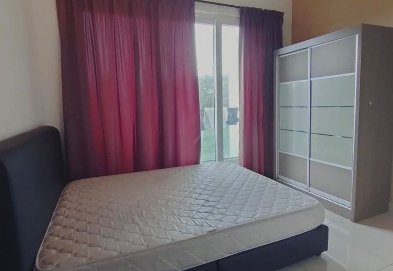 Seasons Luxury Apartments @ Amara Larkin