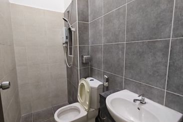 Austin Residence @Taman Mount Austin