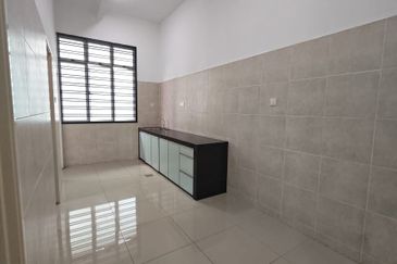 Austin Residence @Taman Mount Austin