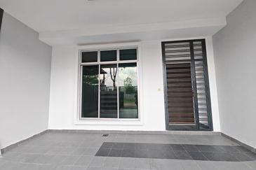 Austin Residence @Taman Mount Austin