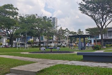 Austin Residence @Taman Mount Austin