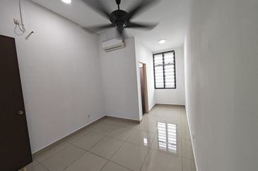 Austin Residence @Taman Mount Austin