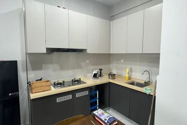 Baypoint @ Country Garden Danga Bay