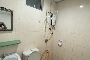 Sri Samudera Seaview Residence Suites