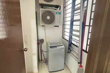 Sri Samudera Seaview Residence Suites