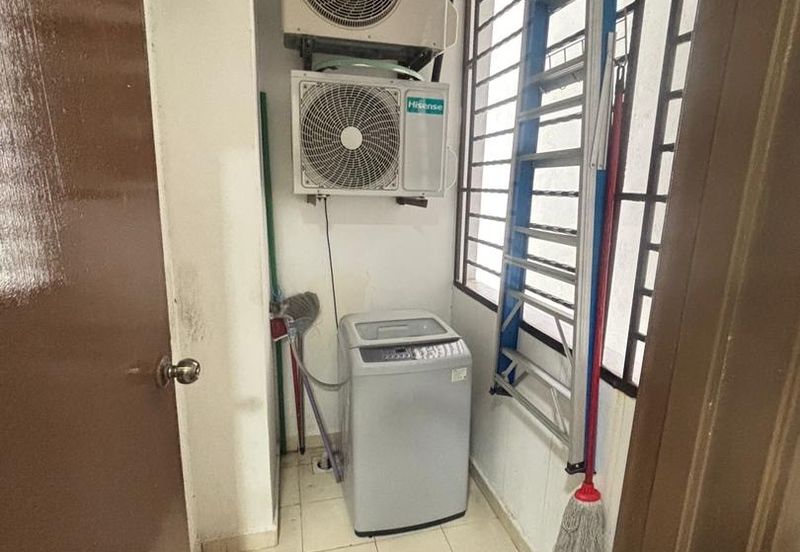 Sri Samudera Seaview Residence Suites