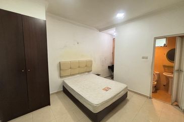 Sri Samudera Seaview Residence Suites