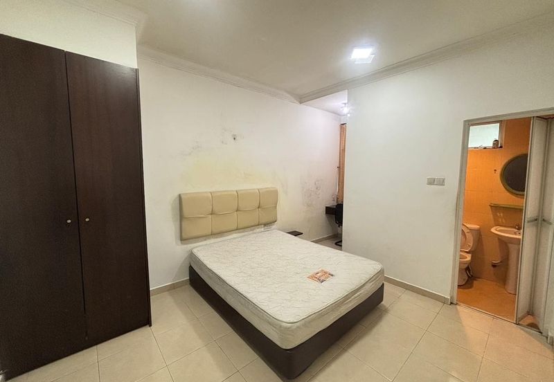 Sri Samudera Seaview Residence Suites