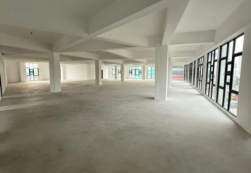 bukit Indah Commercial Office for rent 