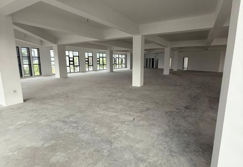 bukit Indah Commercial Office for rent 