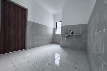 PR1MA @ LARKIN INDAH