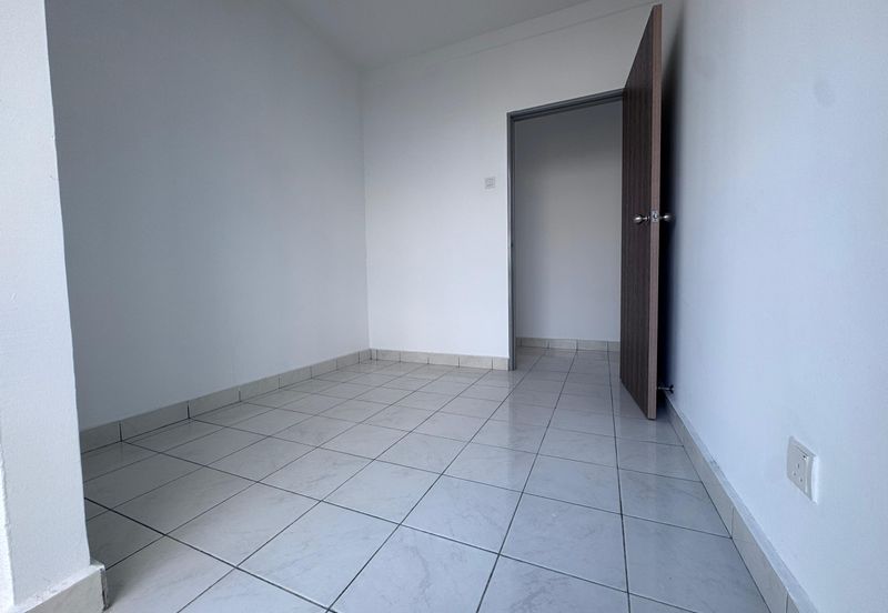 PR1MA @ LARKIN INDAH