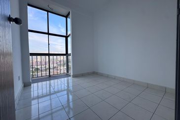 PR1MA @ LARKIN INDAH