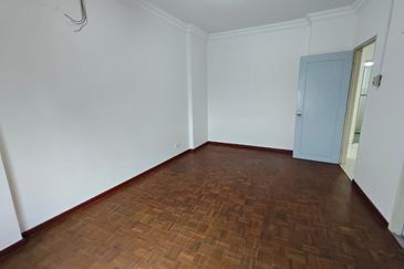 Seri Mutiara Apartment, Bandar Baru Seri Alam