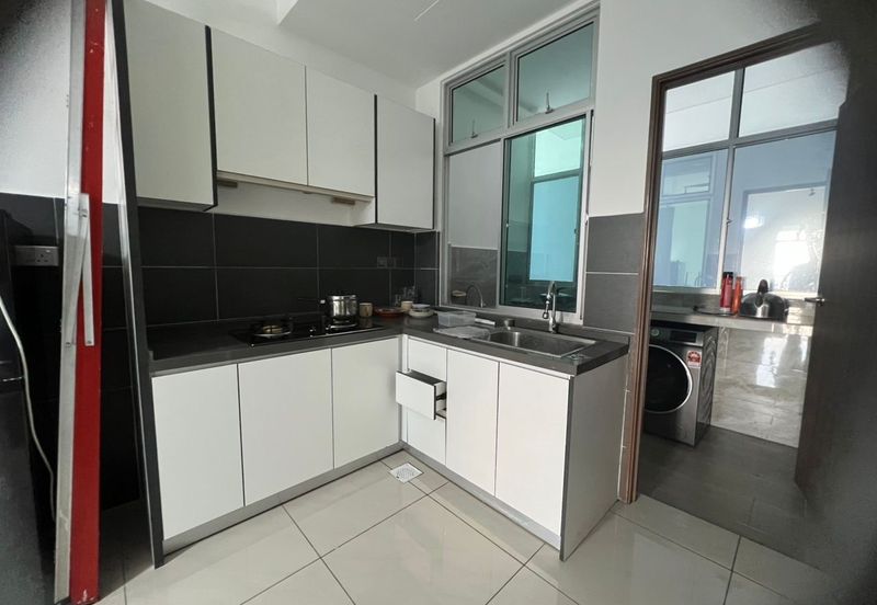 SKS Habitat Apartment, Larkin