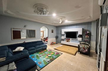 Terrace House Taman Pontian Utama 