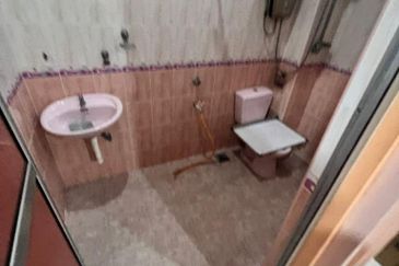 Terrace House Taman Pontian Utama 