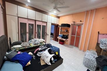 Terrace House Taman Pontian Utama 