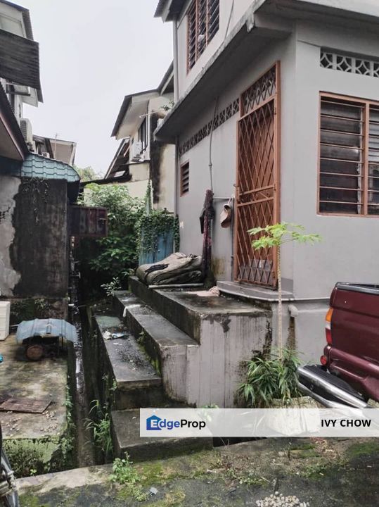 Taman Johor Jaya Low cost house , Johor, Johor Bahru