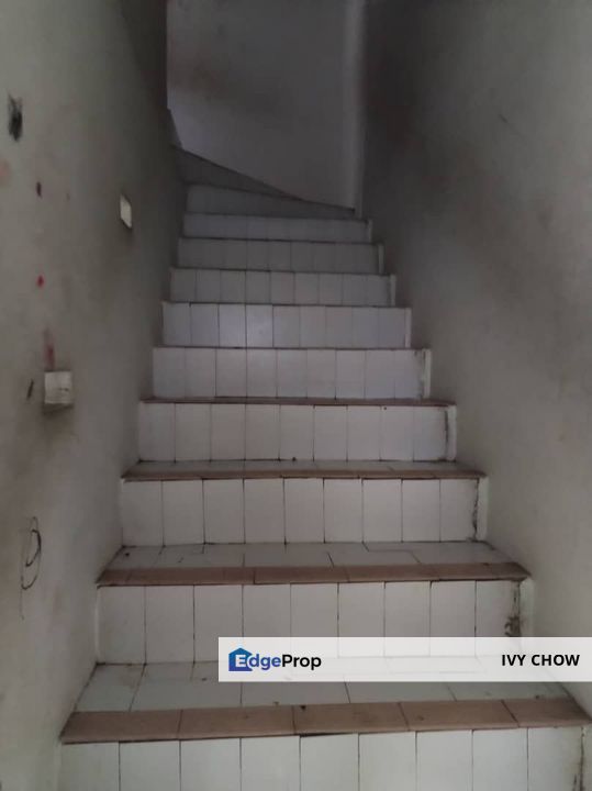 Taman Johor Jaya Low cost house , Johor, Johor Bahru