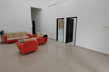 Taman Yayasan Segamat Semi D 