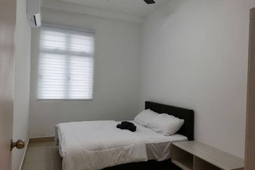 Meridin Bayvue Apartment