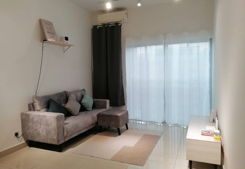 Meridin Bayvue Apartment