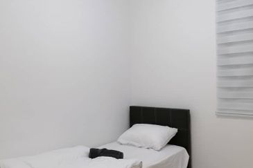 Meridin Bayvue Apartment