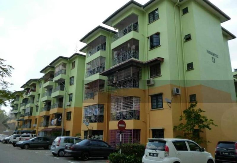 Lily & Jasmine Apartment