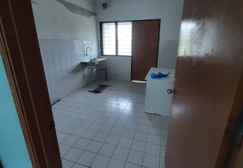 Lily & Jasmine Apartment