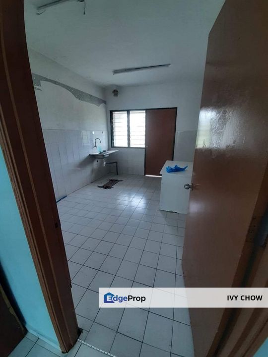 Lily & Jasmine Apartment Full Loan , Johor, Tampoi