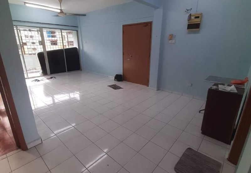 Lily & Jasmine Apartment