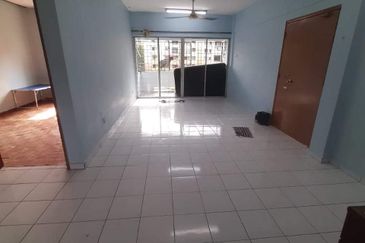 Lily & Jasmine Apartment